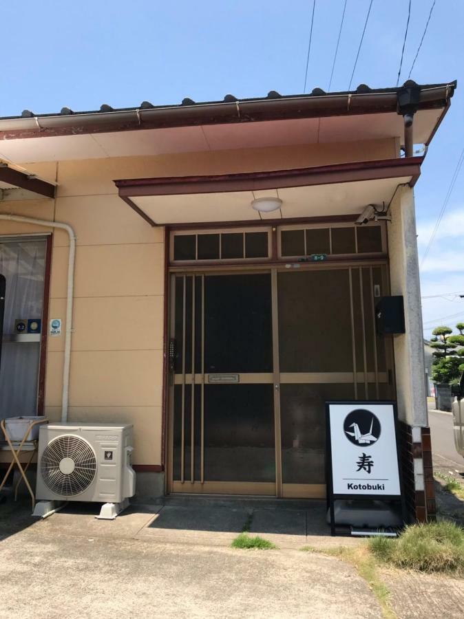 カモンイン 寿 Izumi  Exterior photo